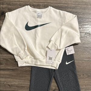Nike Sweatshirt and Leggings Set